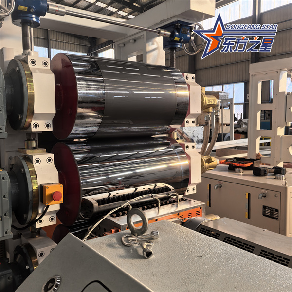 Entrega de equipamento de extrusão de folha de dissulfeto de molibdênio