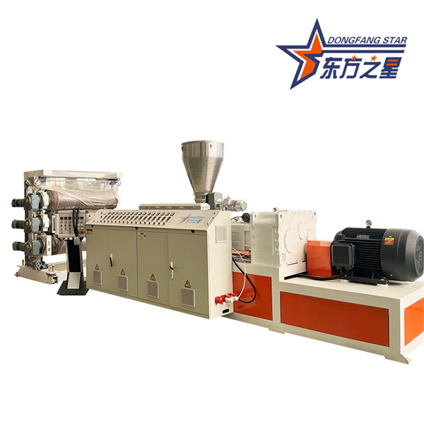 Linha de extrusão de folhas de recipiente para controle de raízes de árvores